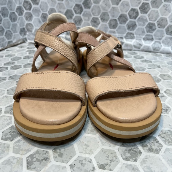 Woman’s Fabi made in Spain Strappy sandals size 40-10 - Picture 6 of 13